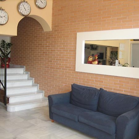 Hostal Madruga Elche Exterior photo